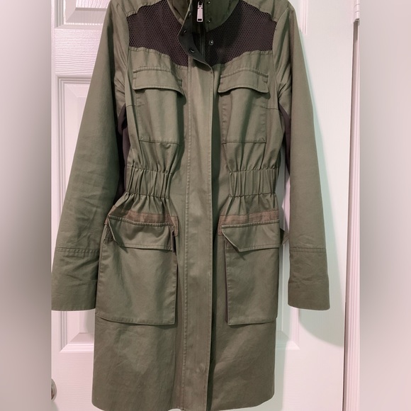 Elie Tahari Spring/ Fall coat with elastic waist band - Picture 9 of 10